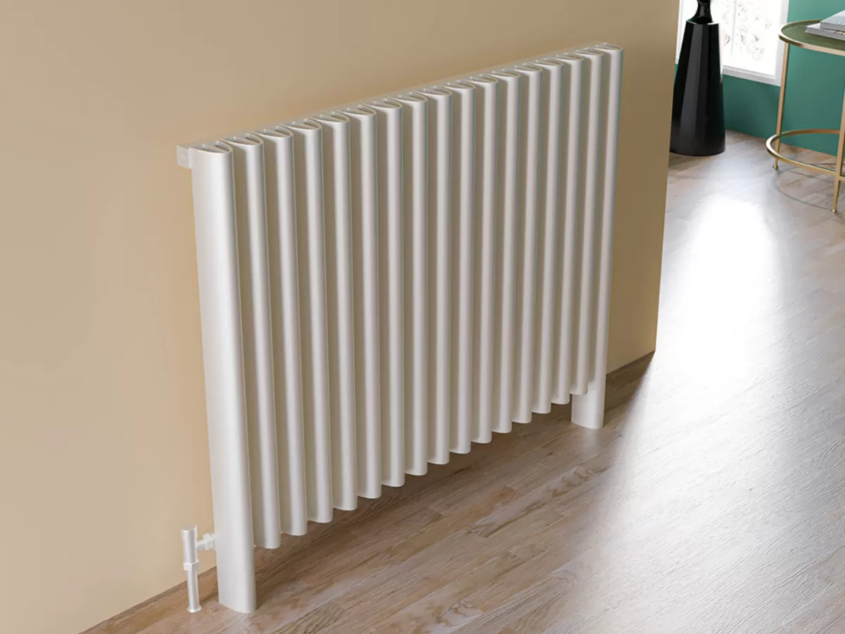 FLOOR STANDING ALUMINUM RADIATOR ALBITE LUX inaltimea 400 mm. latimea 325 mm. negru mat