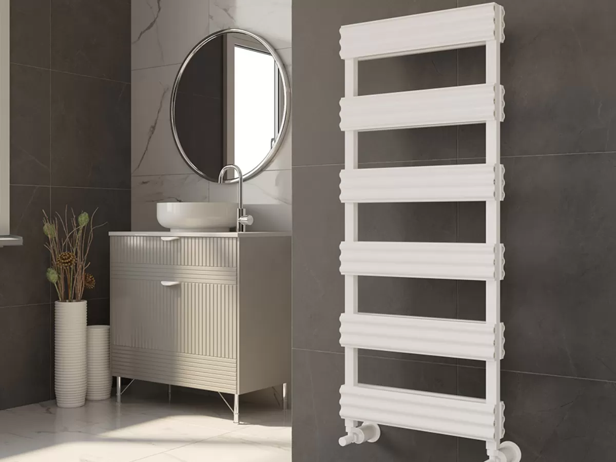 Uscător de prosoape decorativ LOJIMAX, colecția SIRIUS DOUBLE STYLE Lățime 400 mm. Înălțime 700 mm. alb mat