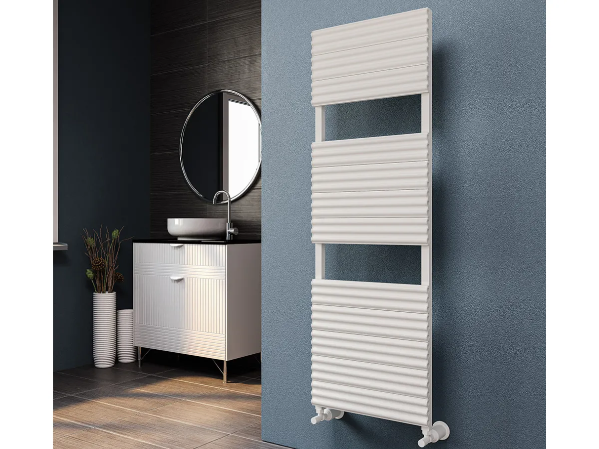 Uscător de prosoape decorativ LOJIMAX, colecția SIRIUS PLUS Lățime 600 mm. Înălțime 1700 mm. alb mat