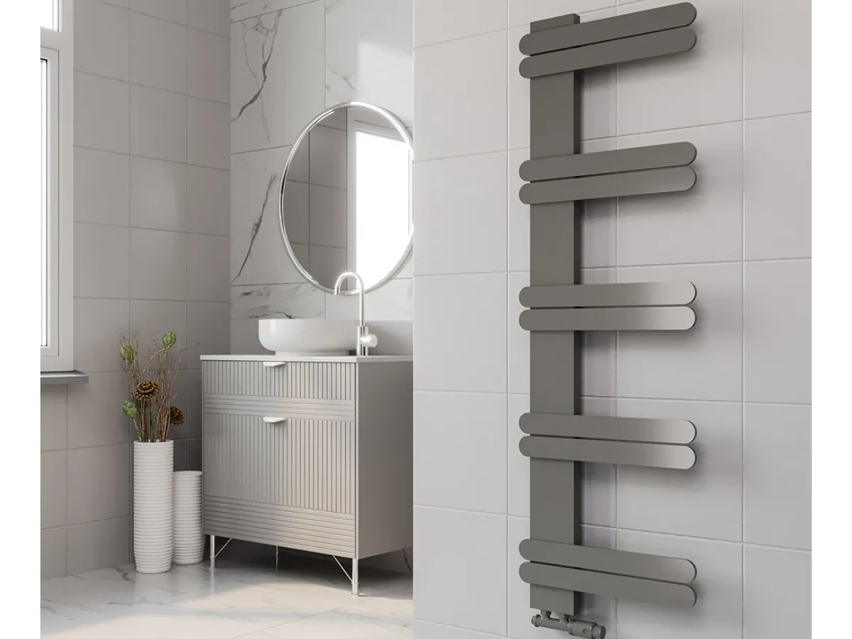 Uscător de prosoape decorativ LOJIMAX, colecția NUMMO LINE Lățime 500 mm. Înălțime 450 mm. alb mat