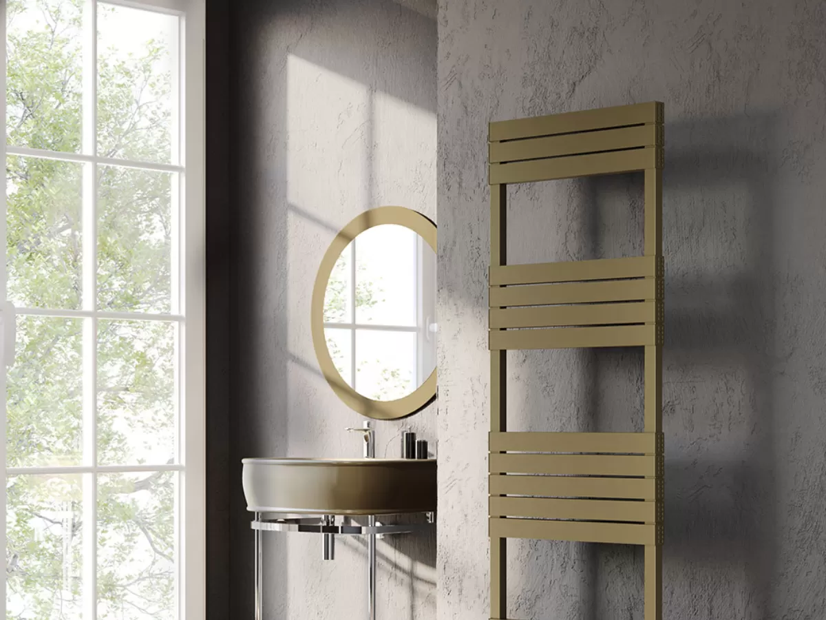 Uscător de prosoape decorativ LOJIMAX, colecția ELEGANT PLUS Lățime 300 mm. Înălțime 790 mm. alb mat