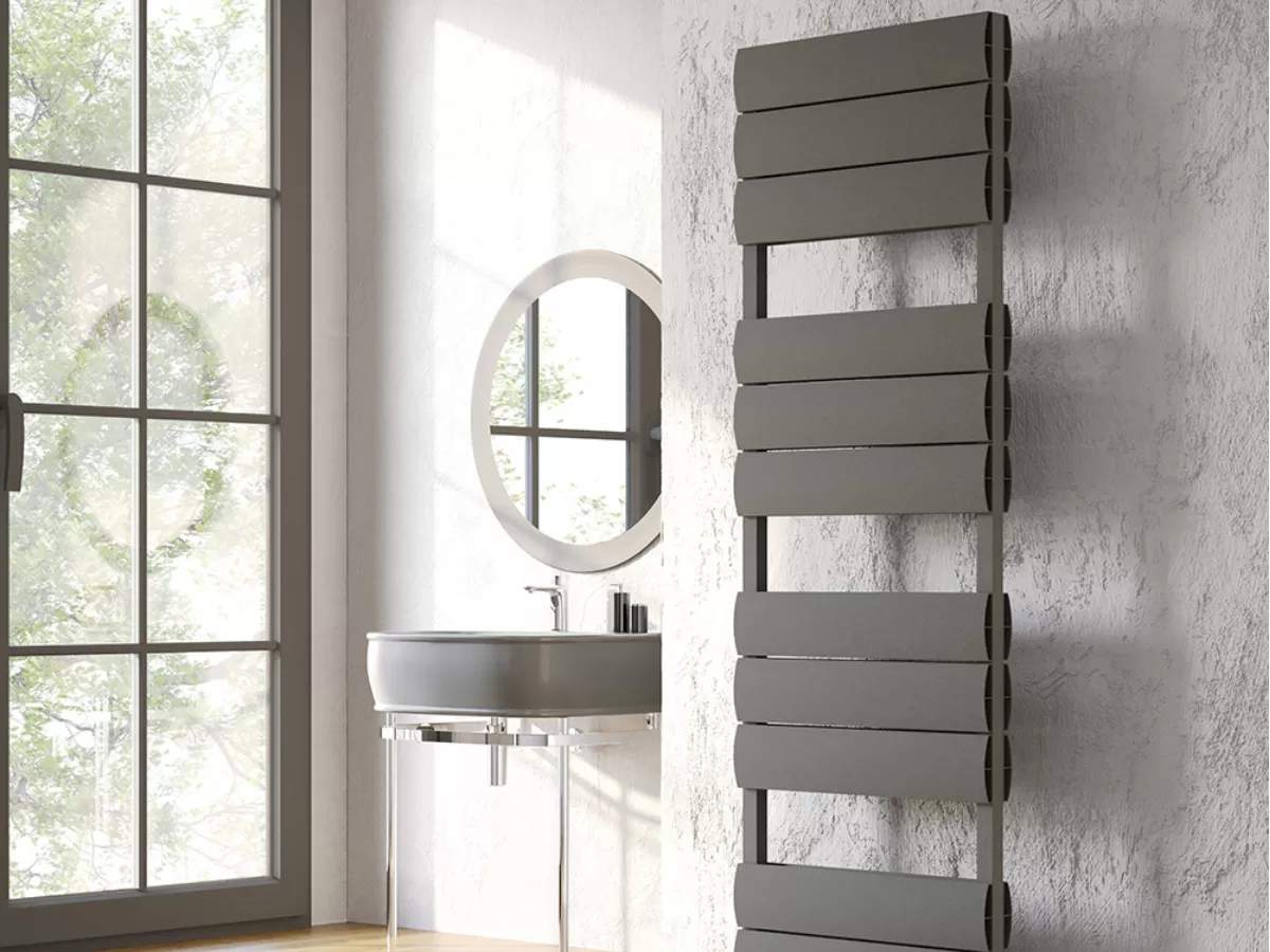 Uscător de prosoape decorativ LOJIMAX, colecția EMERALD DOUBLE Lățime 300 mm. Înălțime 755 mm. alb mat