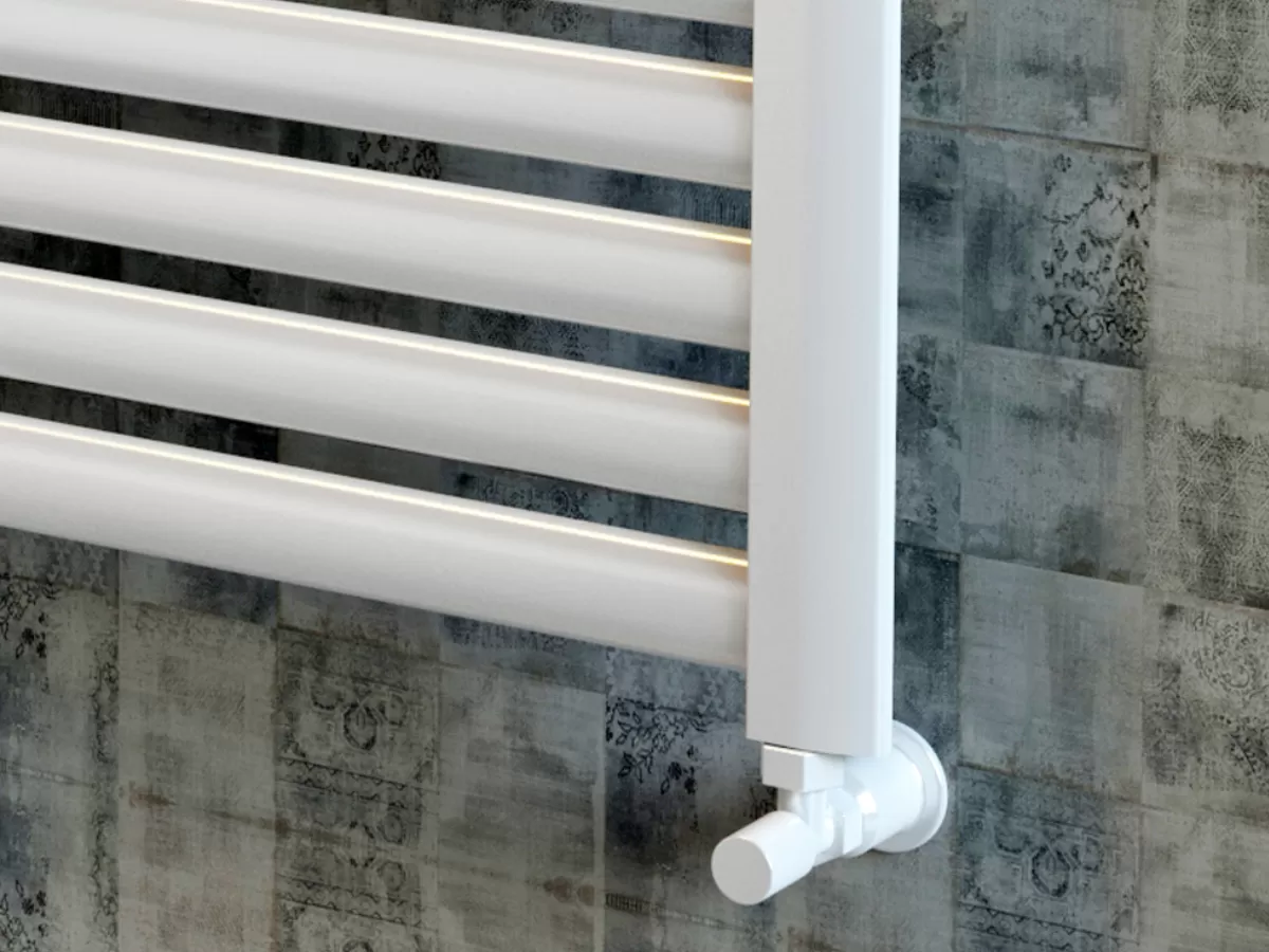 Uscător de prosoape decorativ LOJIMAX, colecția POYRAZ Lățime 600 mm. Înălțime 1700 mm. alb mat