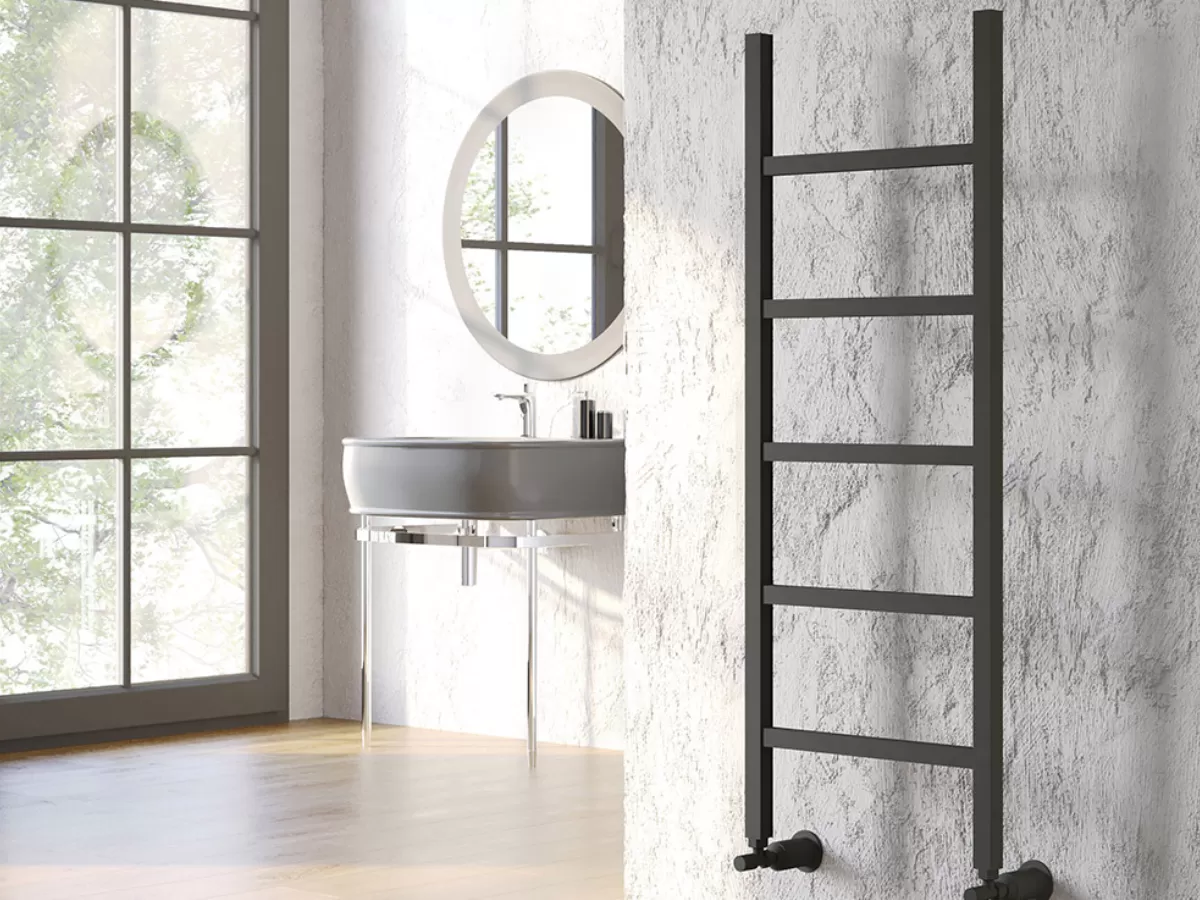 Uscător de prosoape decorativ LOJIMAX, colecția BETA LINE Lățime 400 mm. Înălțime 790 mm. alb mat