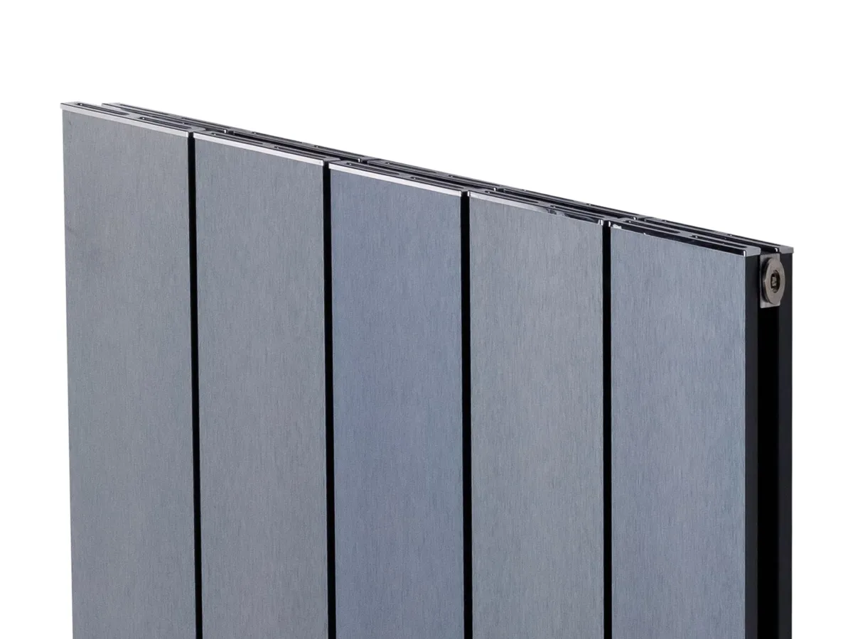 Calorifer decorativ LOJIMAX colecția KALSEDON 1800x470 mm, BLUE SATIN