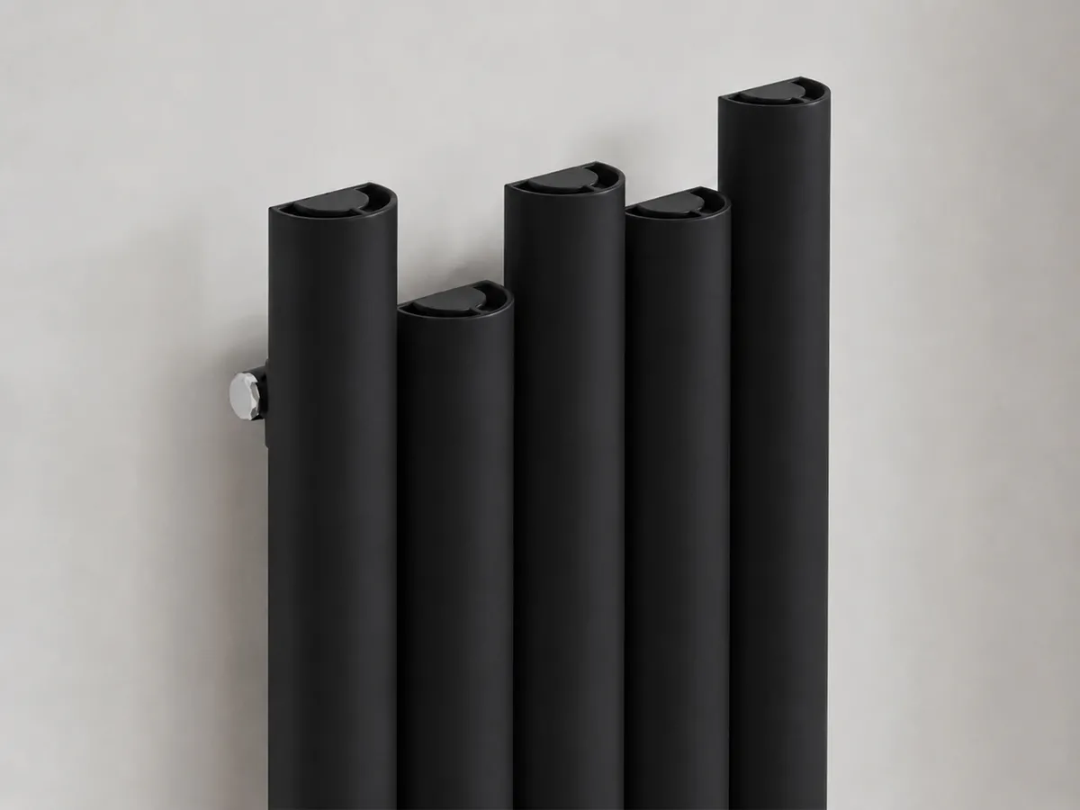 Calorifer decorativ CARISA, colecția MOTION, 1800x470 mm, NEGRU