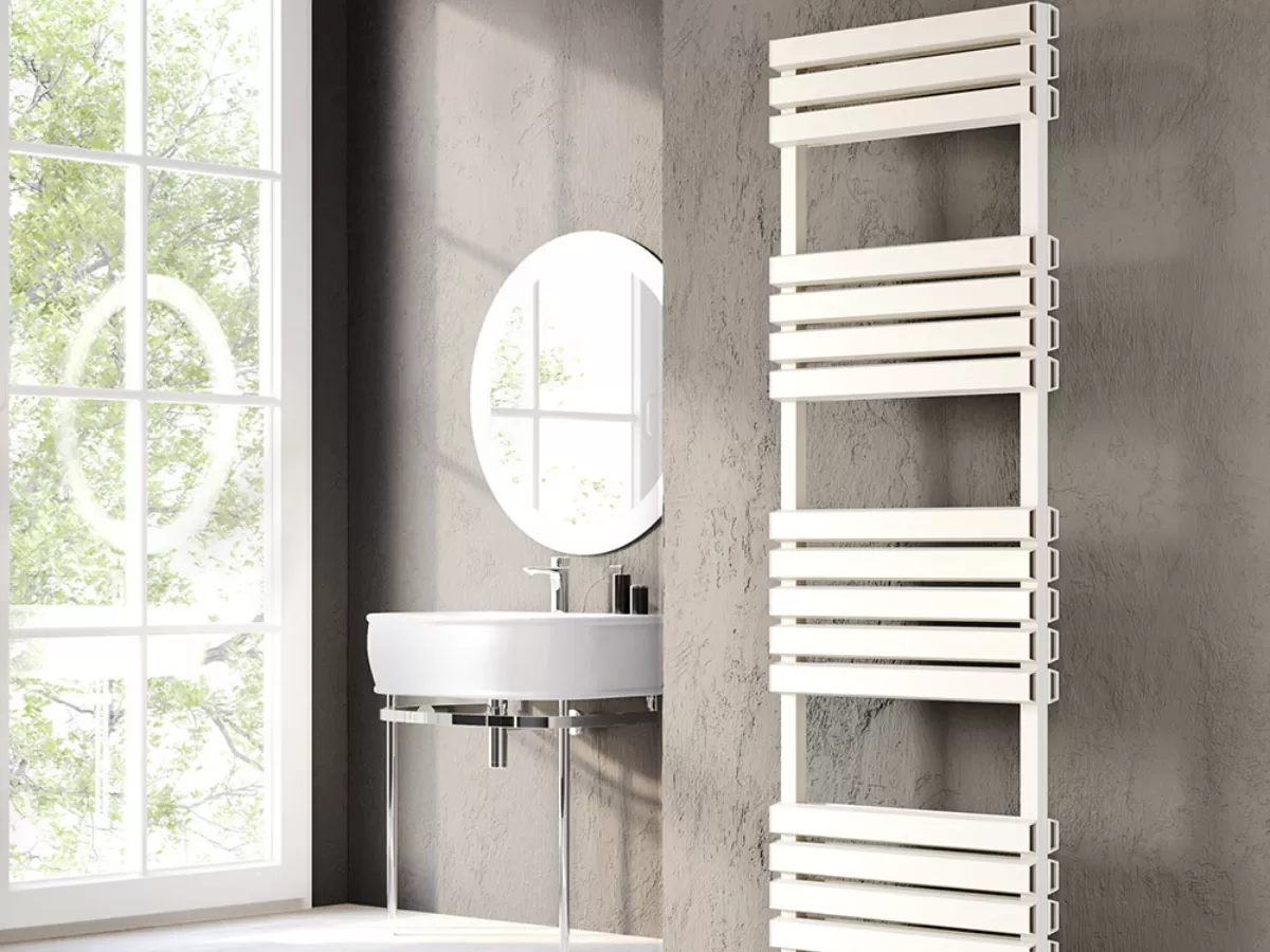 Uscător de prosoape decorativ LOJIMAX, colecția SORTE DOUBLE PLUS Lățime 300 mm. Înălțime 635 mm. alb mat